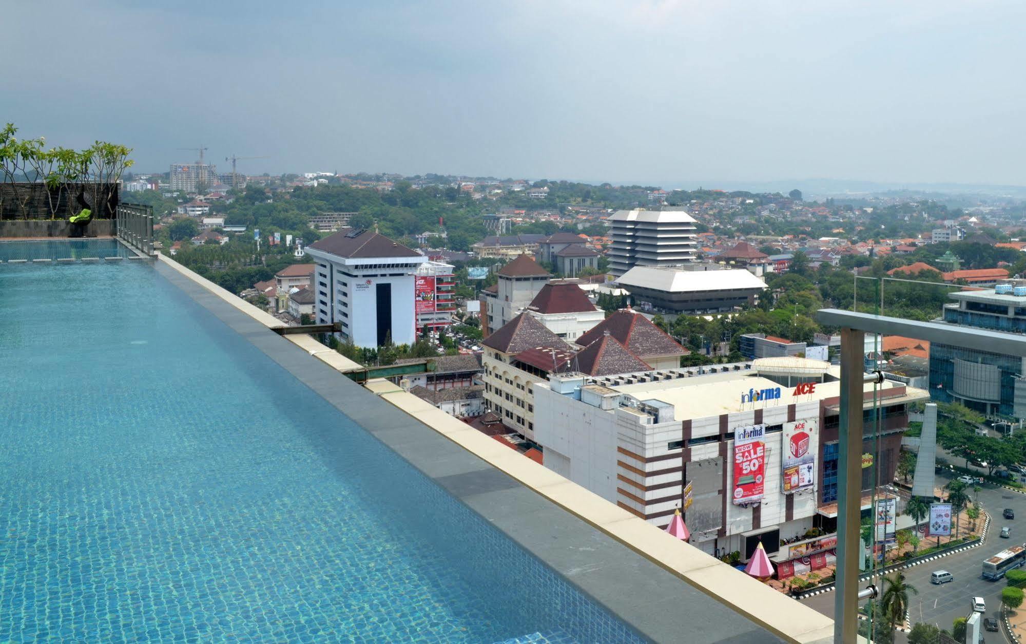 סמאראנג Louis Kienne Hotel Simpang Lima מראה חיצוני תמונה